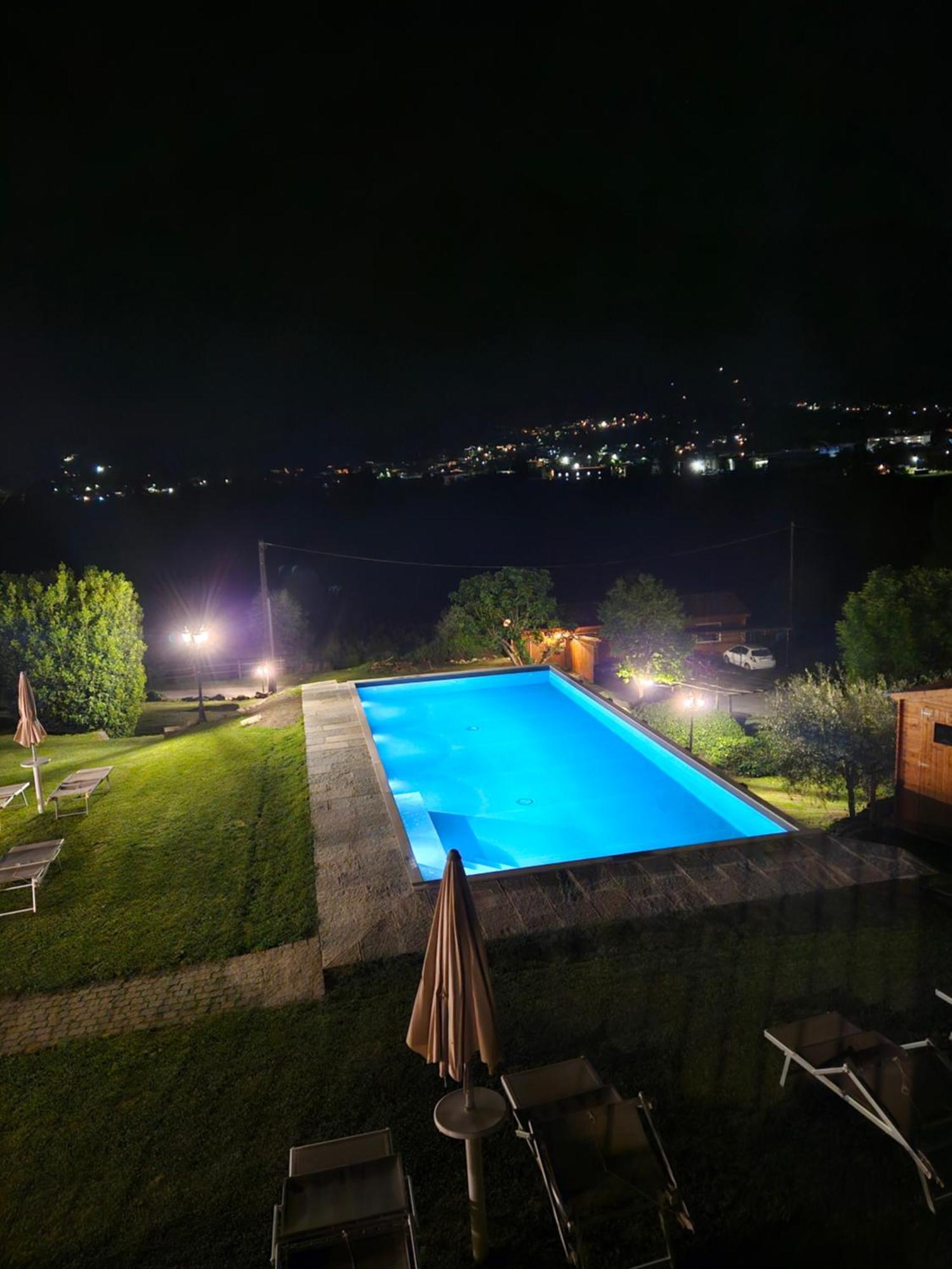 Borgo Erbiola Villa Colico Exterior foto
