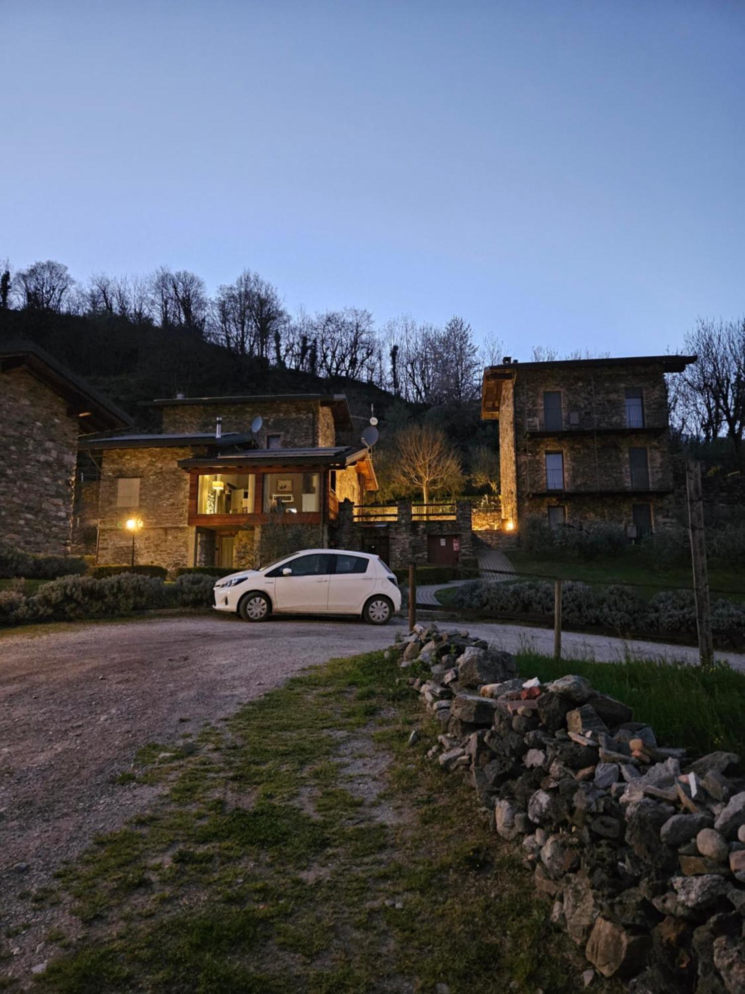 Borgo Erbiola Villa Colico Exterior foto
